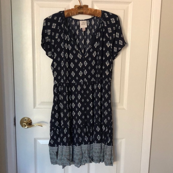 Knox Rose Dresses & Skirts - Knox Rose Target Navy Blue Printed Flowy Dress